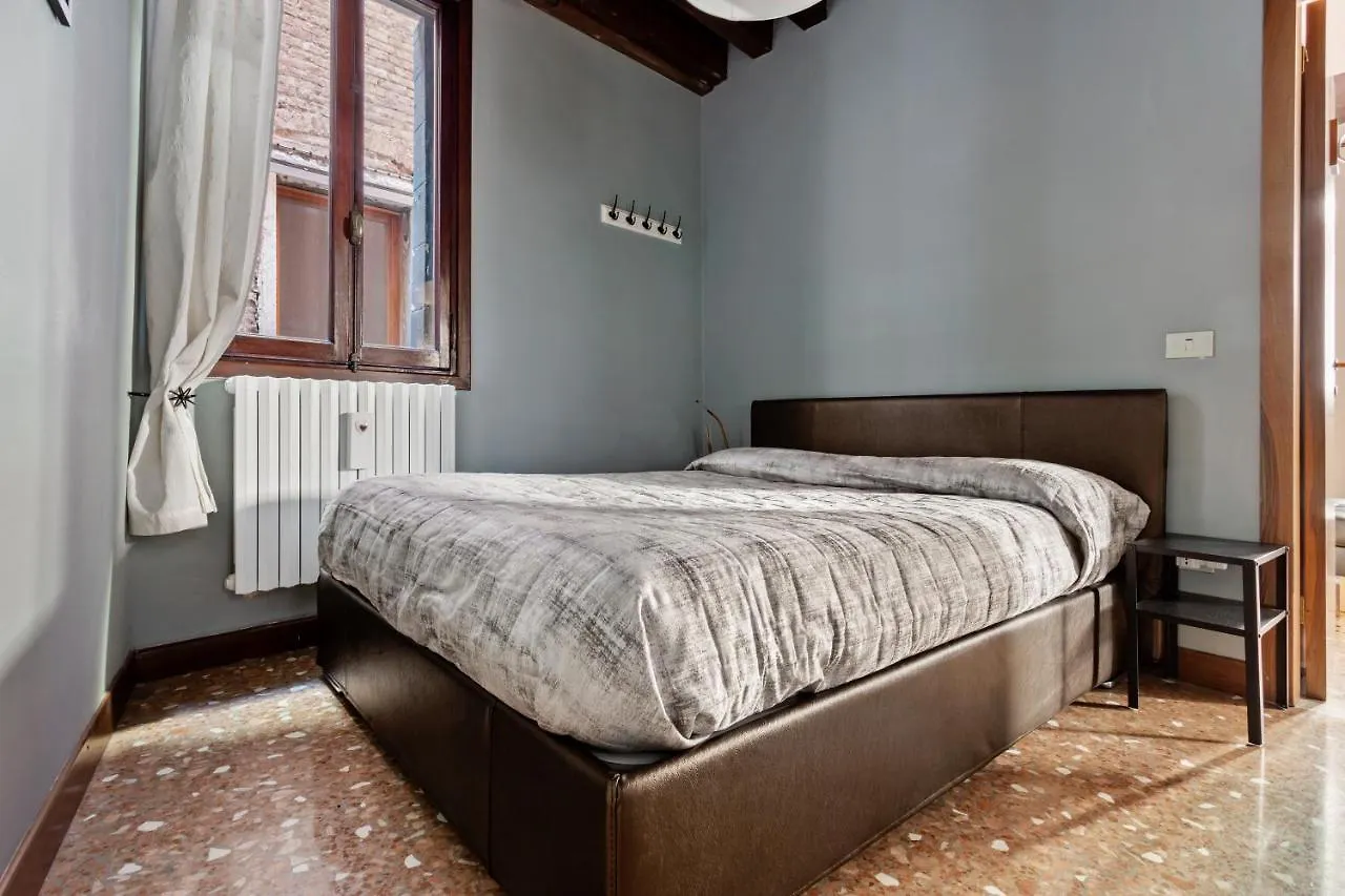 Castello Cozy Apart X4 - Calle Crosera Venice 0*,  Italy