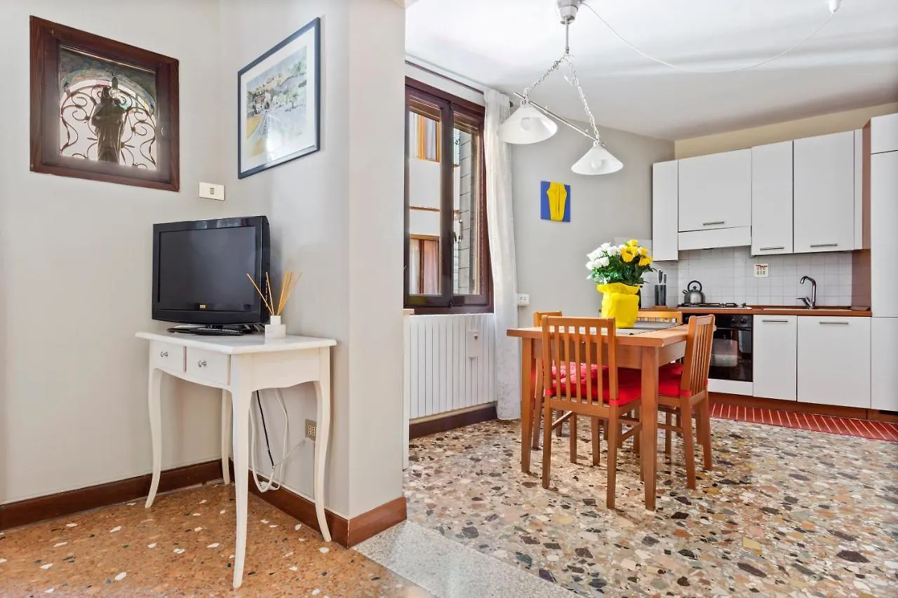 Castello Cozy Apart X4 - Calle Crosera Venice Apartment