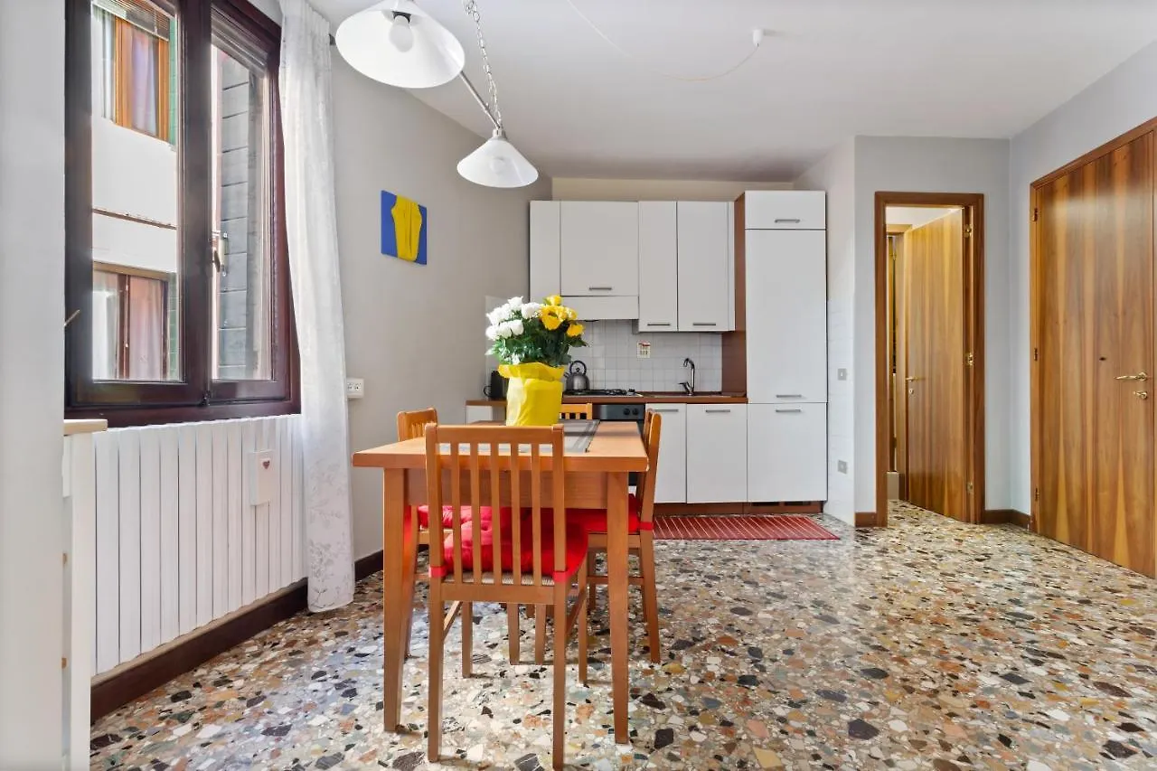 Apartment Castello Cozy Apart X4 - Calle Crosera Venice